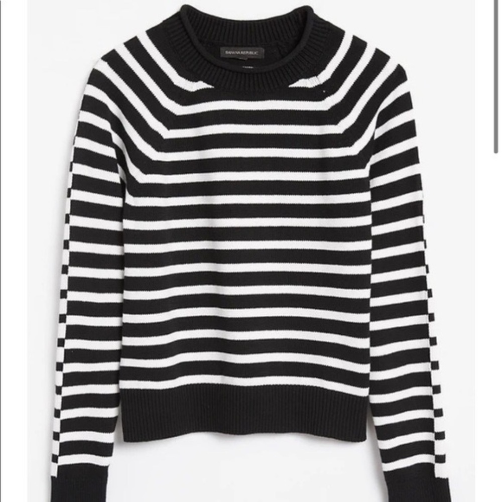 Banana Republic Stripe Raglan Sweater XL NWOT fits medium